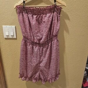 Womens one piece Sleeveless romper Sz L, angelish